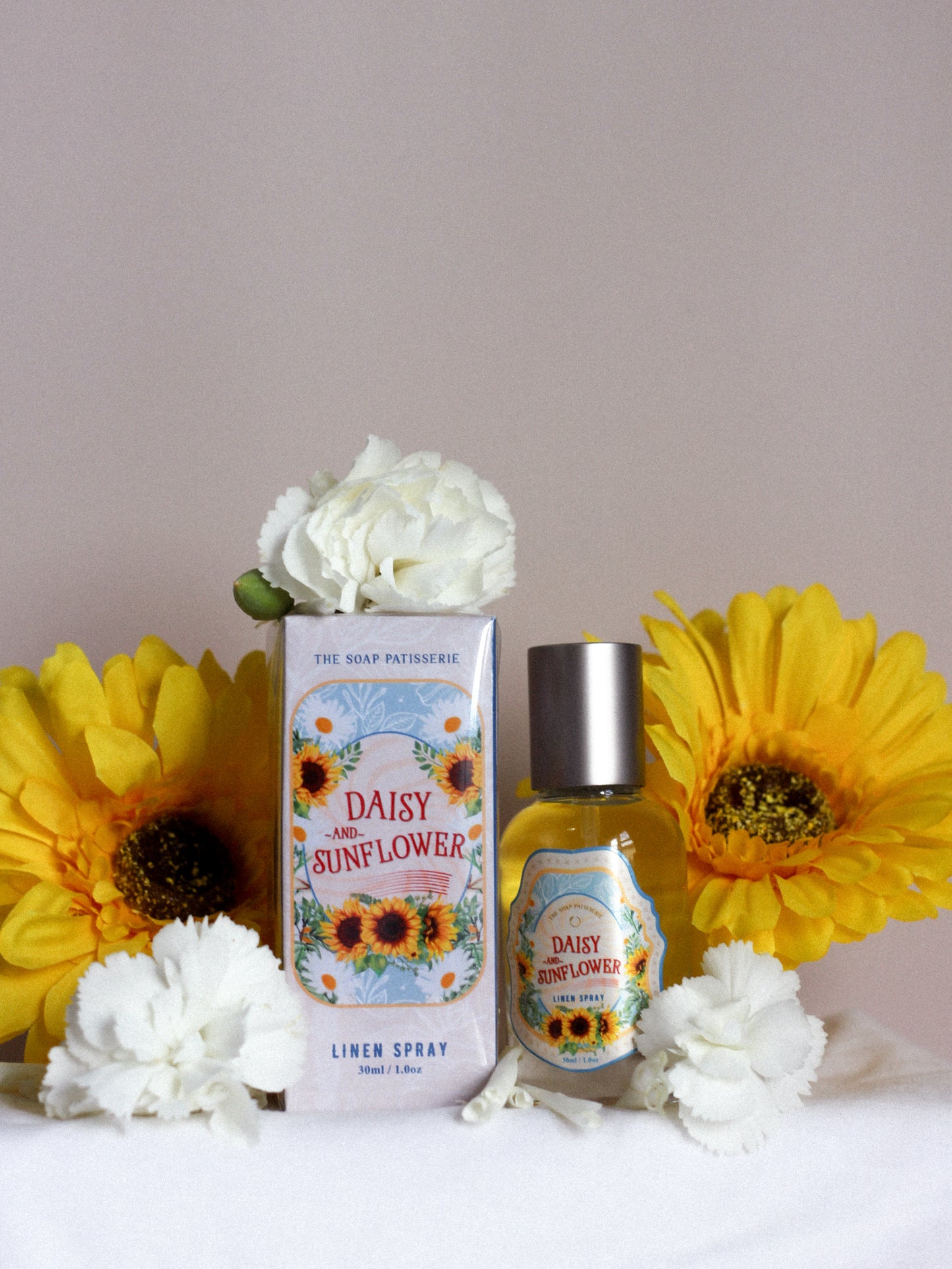 Sunflower & Daisy Linen Spray